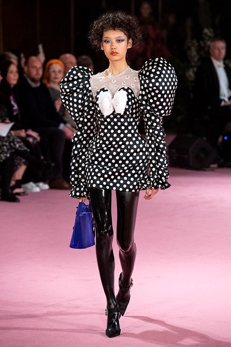 Το 2020 μεταφράζεται σε 4 μοντέρνα prints που δεν πρέπει να προσπεράσεις - εικόνα 5