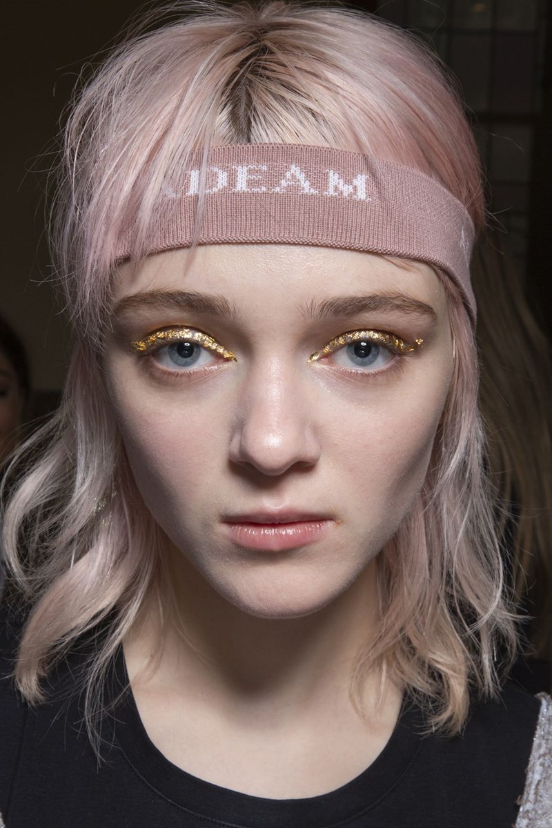 Μάθε από τώρα τα αξεσουάρ μαλλιών που θα κάνουν θραύση τον ερχόμενο χειμώνα - εικόνα 3