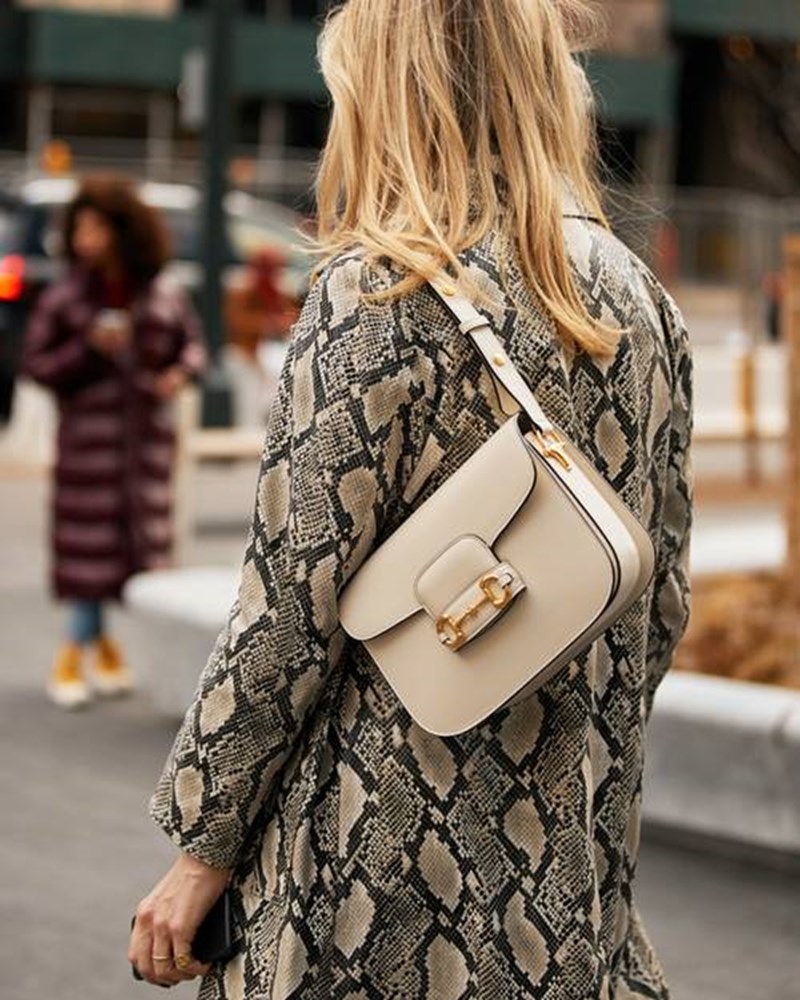 Spotted: Οι 6 τσάντες που κρατούν όλες - εικόνα 1