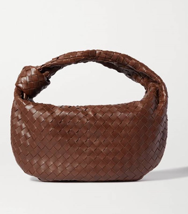 Spotted: Οι 6 τσάντες που κρατούν όλες - εικόνα 6