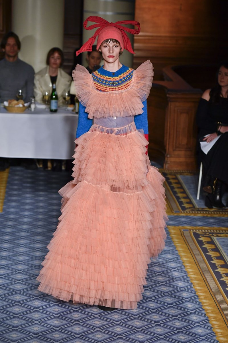 London Fashion Week: Τα ωραιότερα λουκ των ντεφιλέ - εικόνα 5