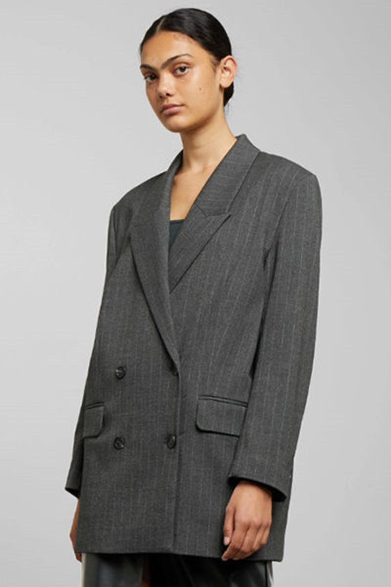 Χρειάζεσαι άμεσα ένα γκρι σακάκι και εμείς σου βρήκαμε το Τop 10 - εικόνα 8