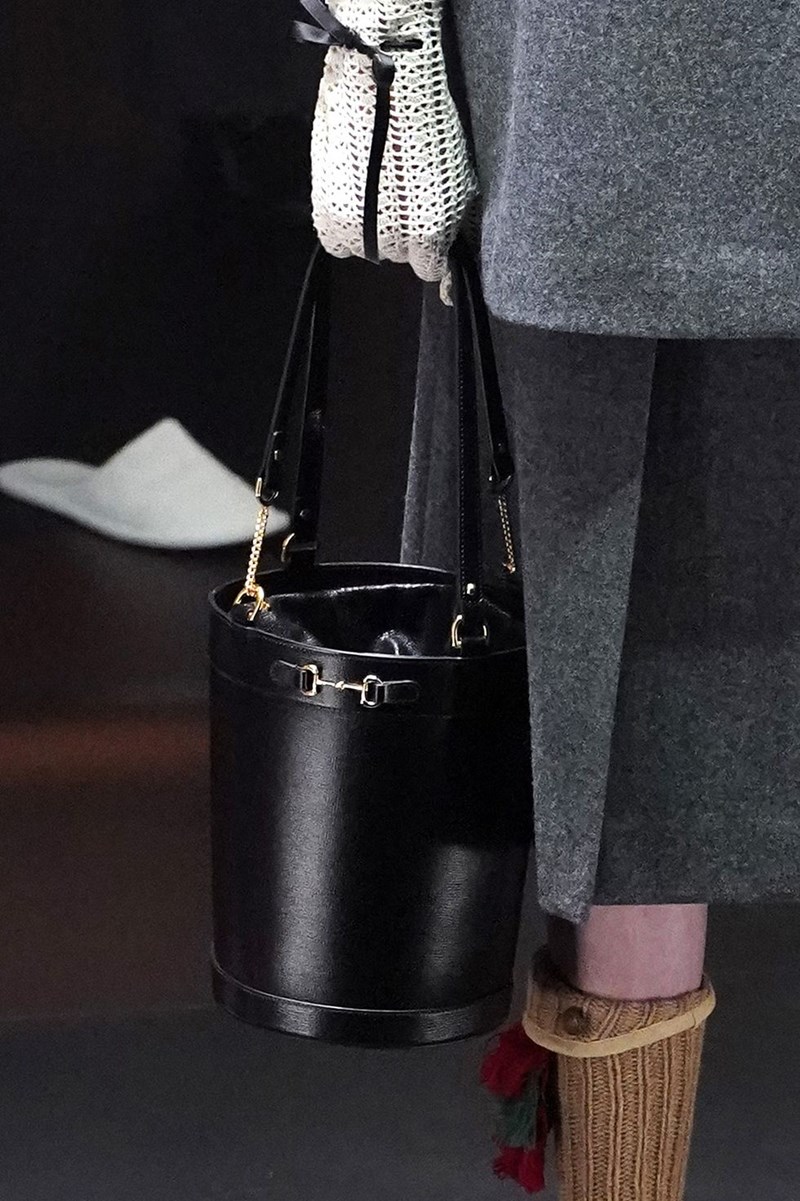 Στην Εβδομάδα Μόδας του Μιλάνου είδαμε τις πιο hot τσάντες - εικόνα 5