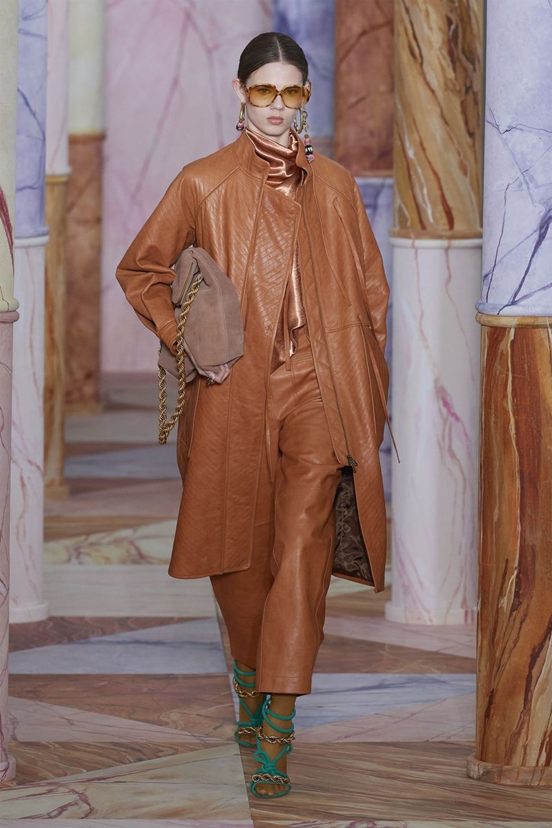 New York Fashion Week: Τα ωραιότερα λουκ από τα ντεφιλέ - εικόνα 1