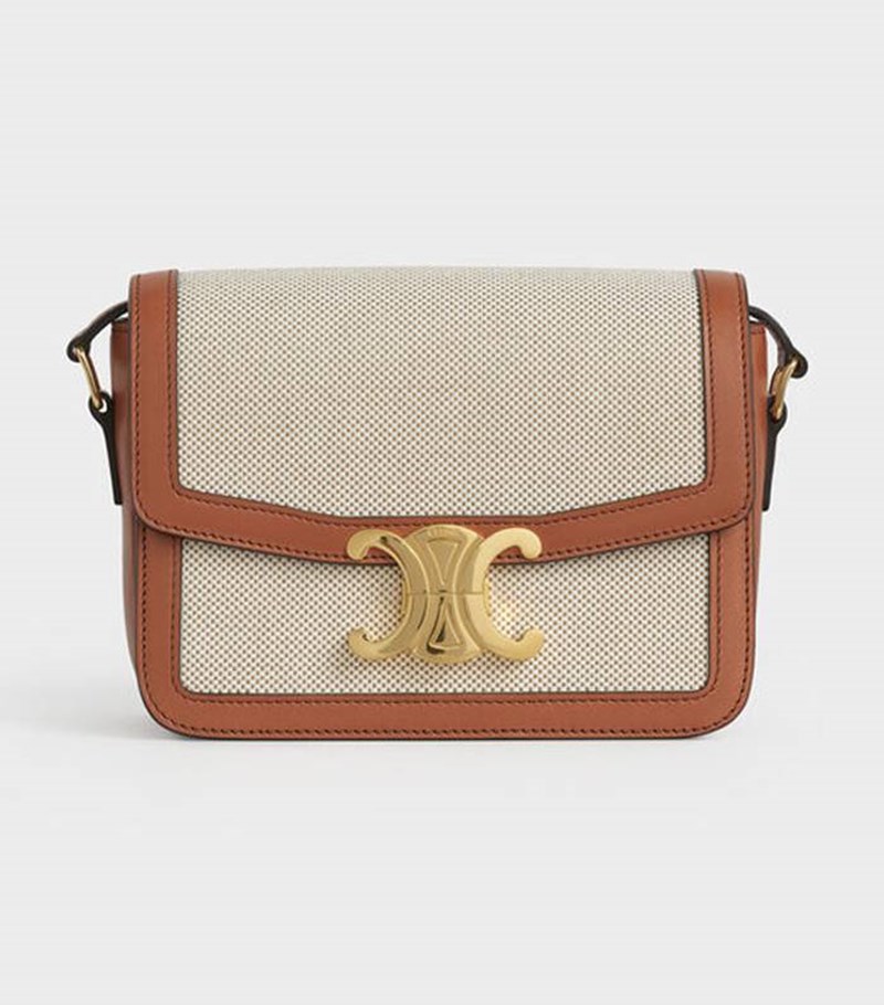 Kaia Gerber: Τα 3 κομμάτια που φορά τώρα - εικόνα 2