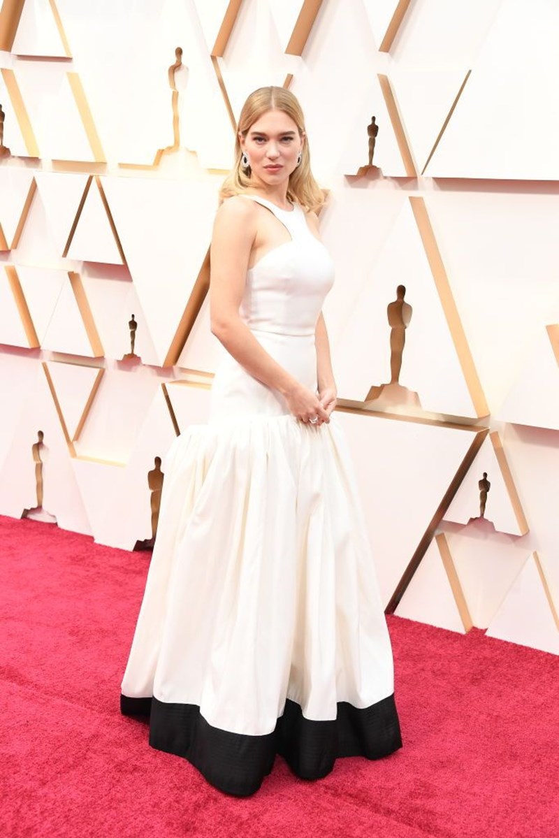 Oscar 2020: Τα ωραιότερα λουκ στο κόκκινο χαλί - εικόνα 14