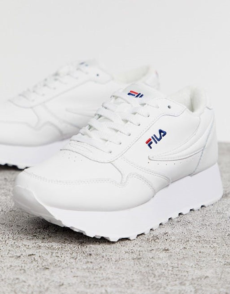12+1 λευκά sneakers για την άνοιξη (και όχι μόνο) - εικόνα 7