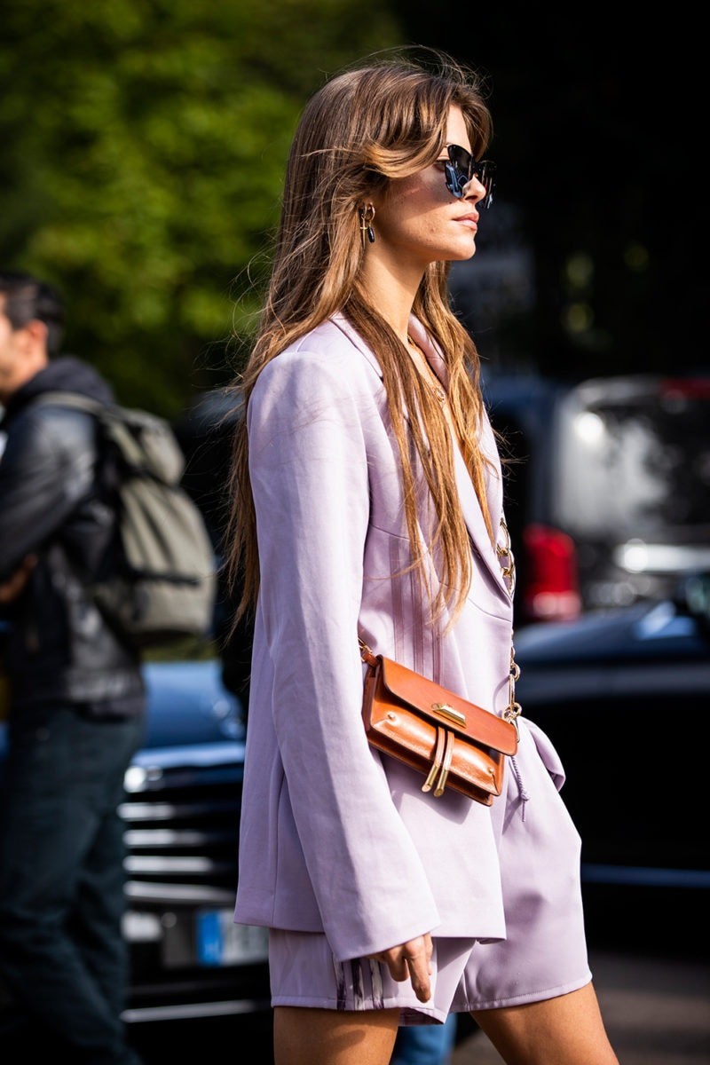 5 τάσεις που φορούν τώρα οι influencers + τα κομμάτια για να τις υιοθετήσεις - εικόνα 1