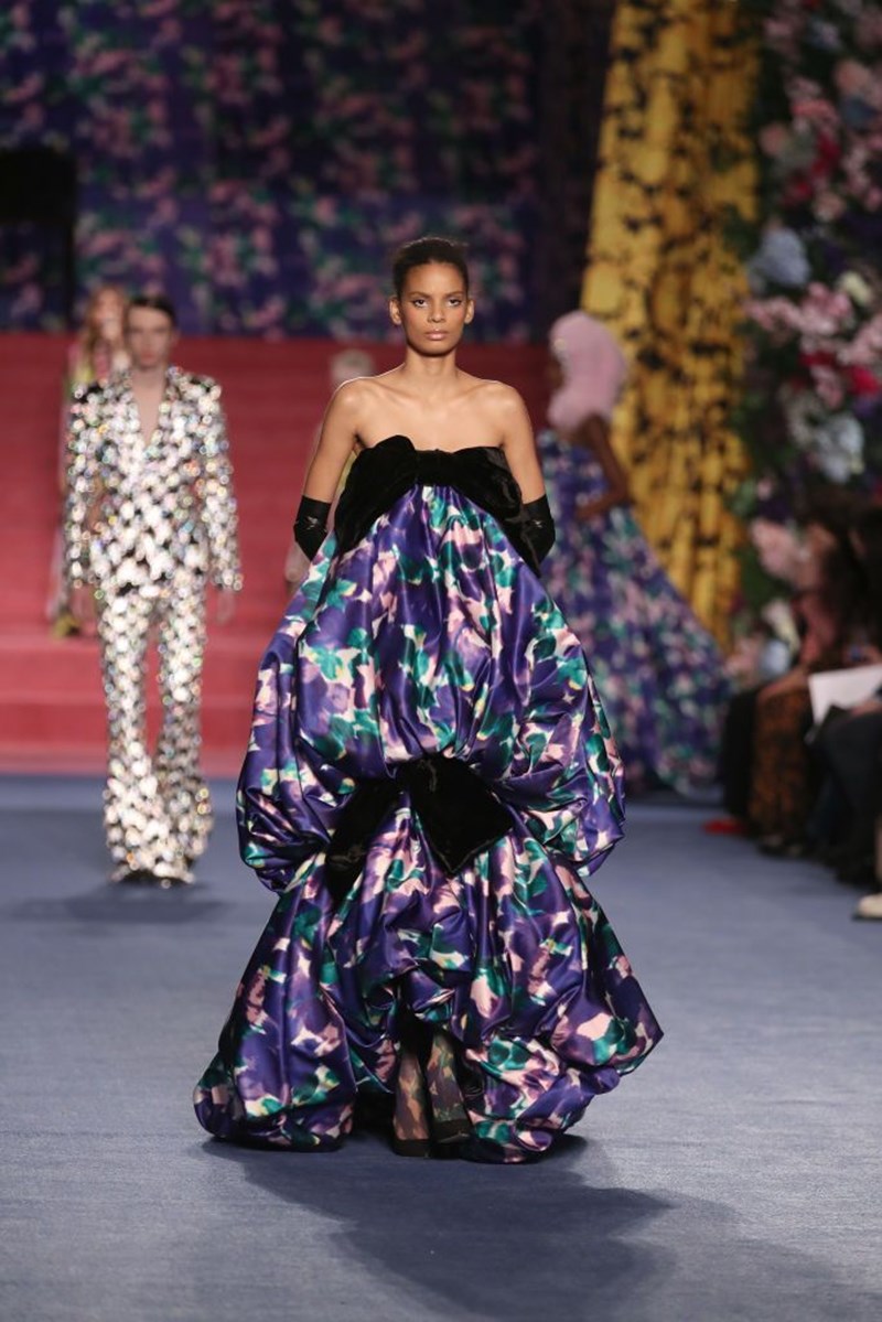 Fashion Month AW20: 15 high-end φορέματα που ονειρευόμαστε να φορέσουμε - εικόνα 9