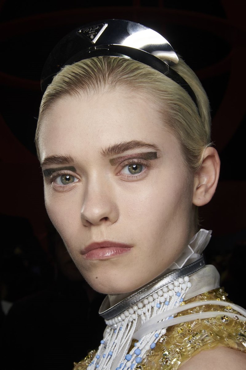 Μάθε από τώρα τα αξεσουάρ μαλλιών που θα κάνουν θραύση τον ερχόμενο χειμώνα - εικόνα 10