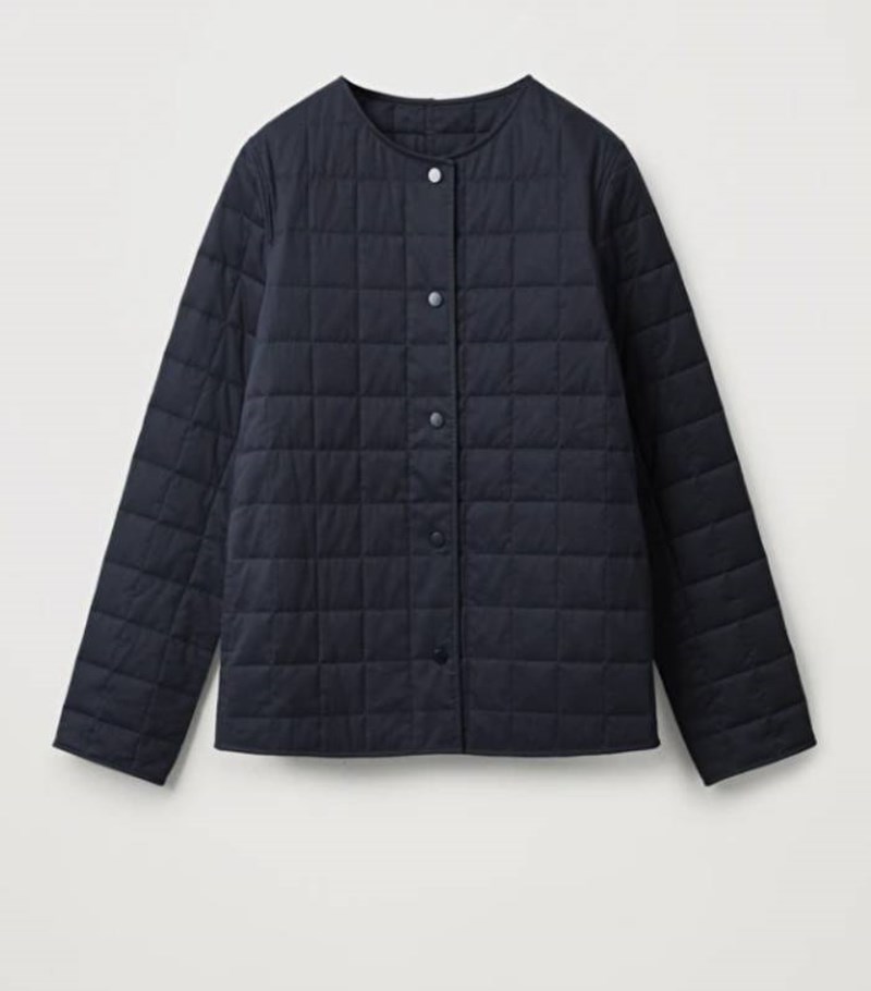 Quilted Jackets: Το πιο hot πανωφόρι της σεζόν ήταν το αγαπημένο της Βασίλισσας Ελισάβετ - εικόνα 8