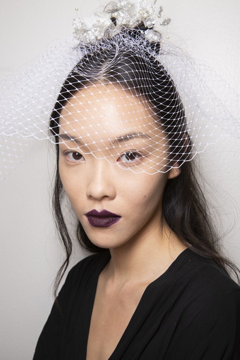 Μάθε από τώρα τα αξεσουάρ μαλλιών που θα κάνουν θραύση τον ερχόμενο χειμώνα - εικόνα 8