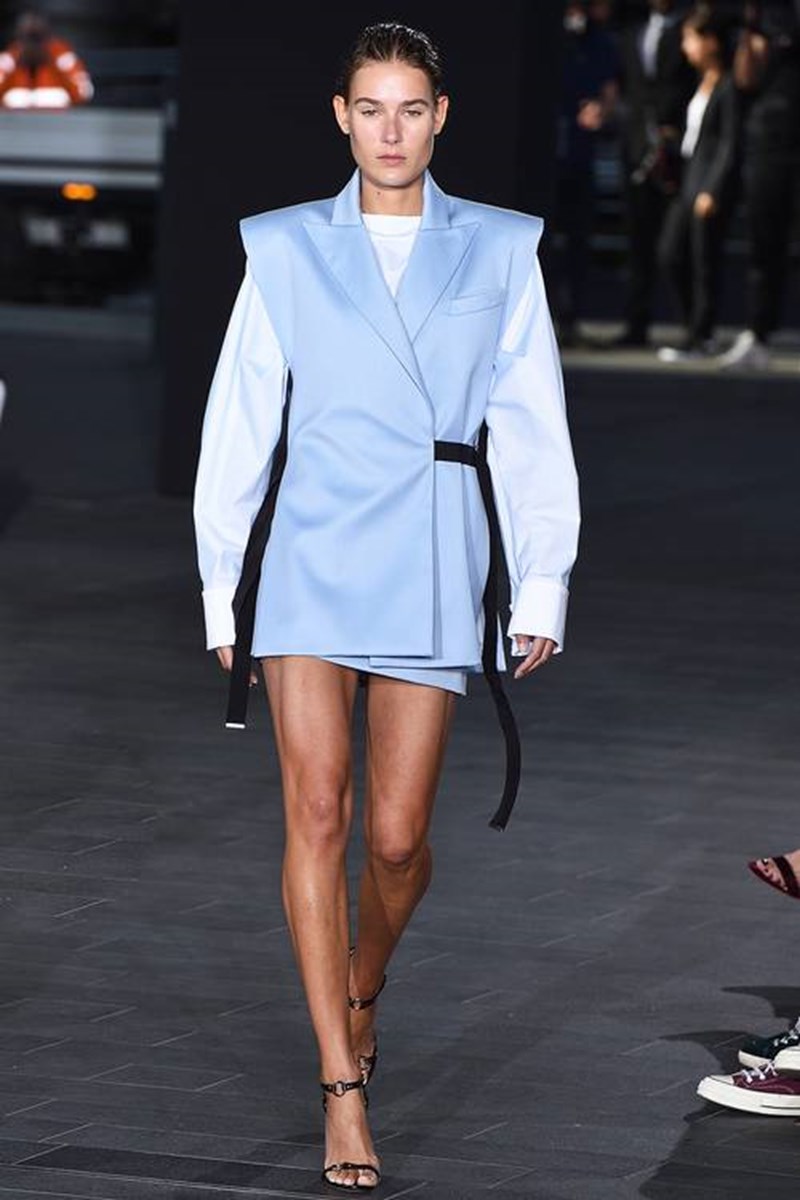 Αυτό είναι το κομμάτι που θα εκτοπίσει φέτος το σακάκι - εικόνα 6