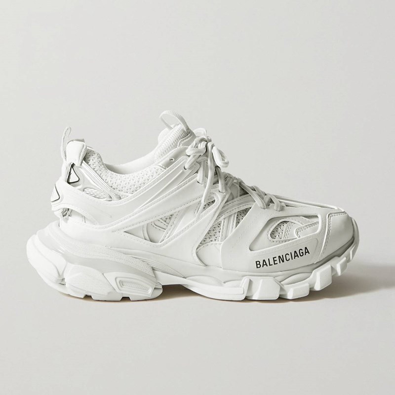 Φοράς συχνά στενά παντελόνια; Με αυτά τα παπούτσια ταιριάζουν - εικόνα 4