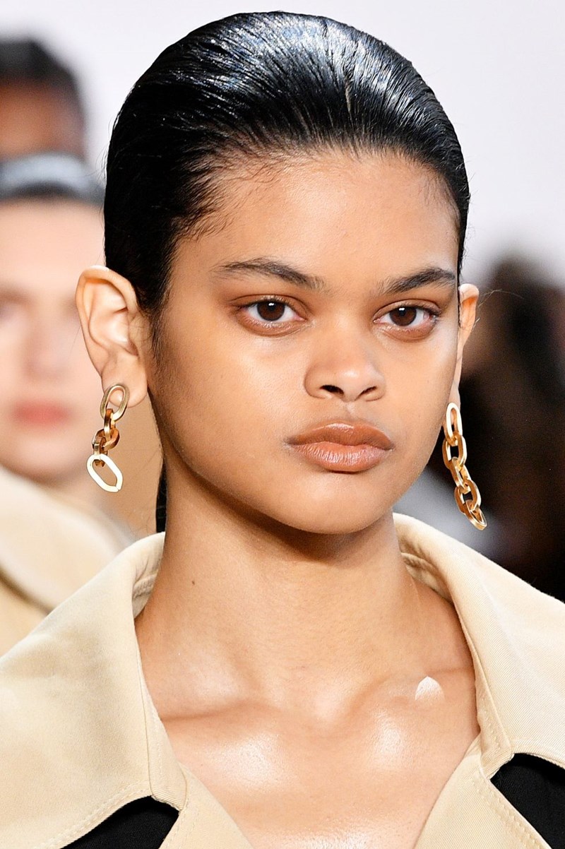 8 jewelry trends κατευθείαν από τα ντεφιλέ - εικόνα 5