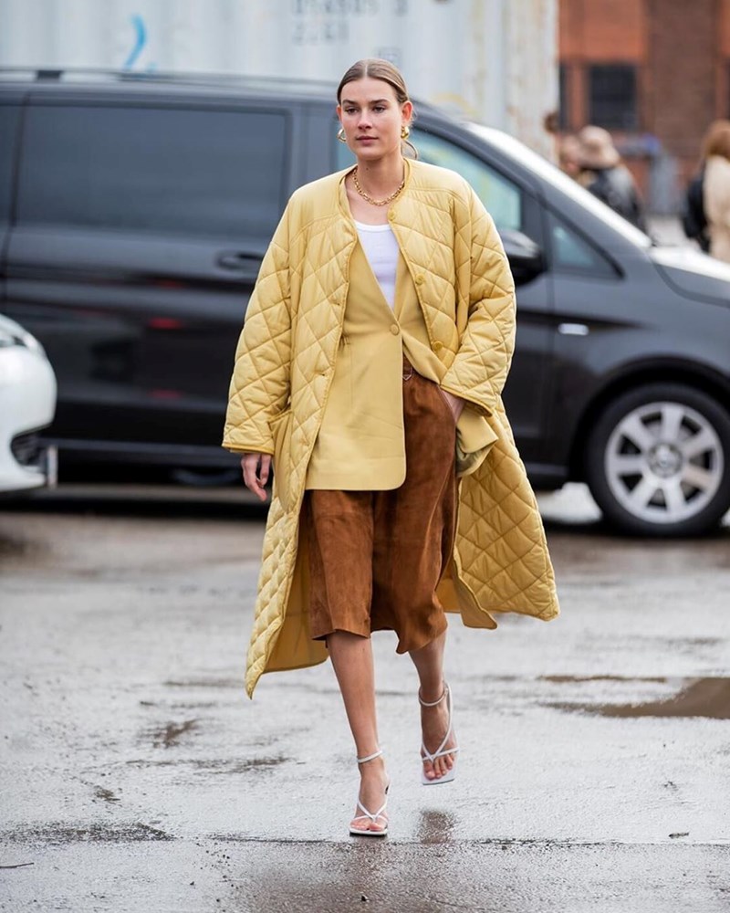 4 πανωφόρια που κυριαρχούν τώρα σε όλες τις fashion μητροπόλεις του κόσμου - εικόνα 1