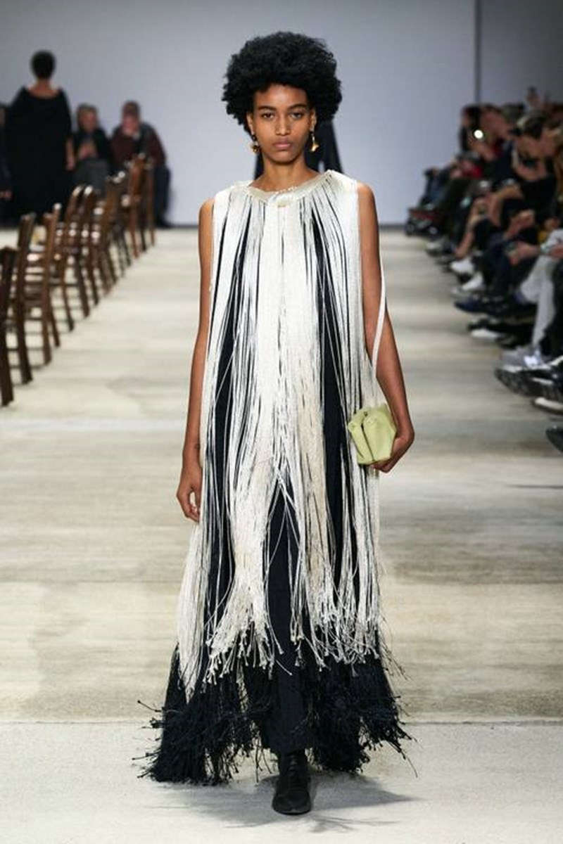 Αυτές είναι οι 6 μεγαλύτερες τάσεις από τα runway shows του Μιλάνου - εικόνα 1