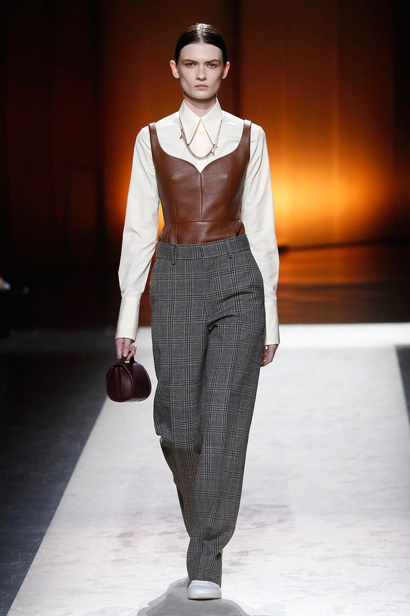 Milan Fashion Week: Τα ωραιότερα shows που έχουν γίνει μέχρι τώρα - εικόνα 2