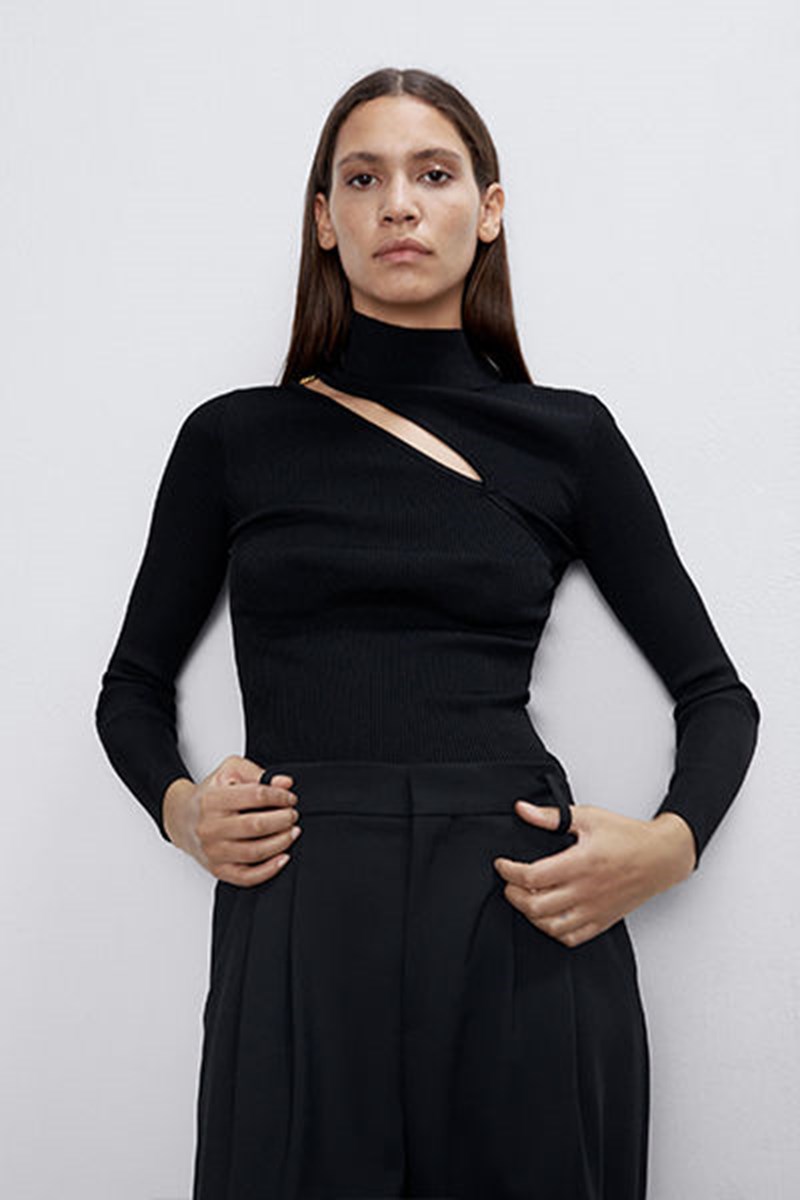 Αυτή η σέξυ λεπτομέρεια θα απογειώσει τα basics σου - εικόνα 5