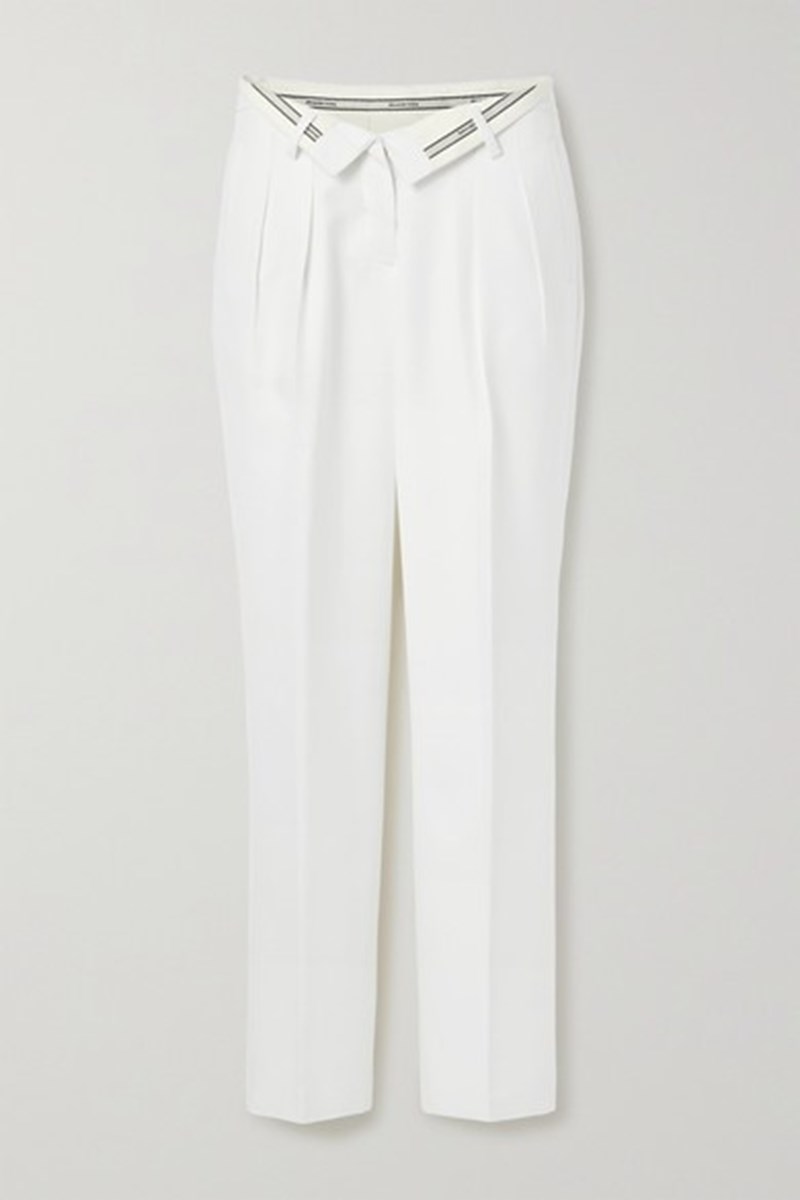 Φρεσκάδα, άποψη και μια δόση μινιμαλισμού: Με αυτό το χρώμα στην ντουλάπα σου τα έχεις όλα - εικόνα 16