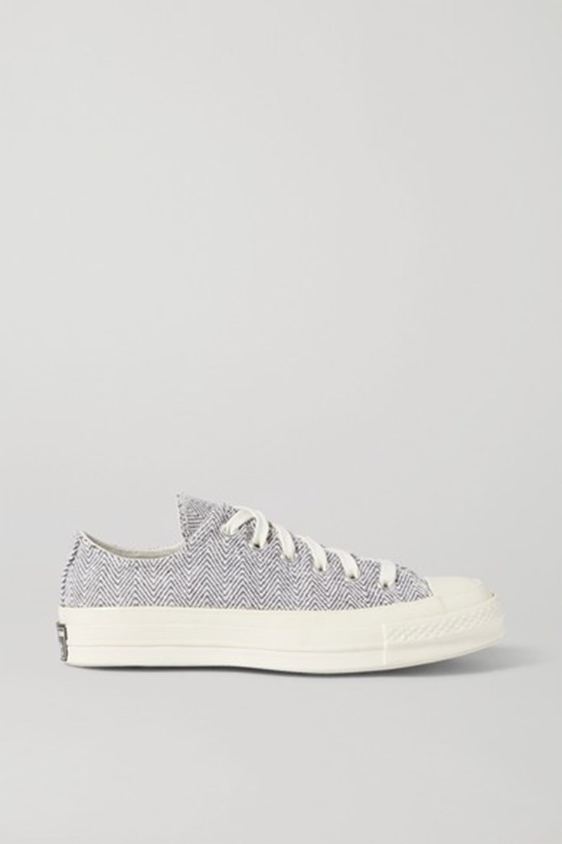 Αυτά τα sneakers ταιριάζουν με τα τζην σου - εικόνα 3