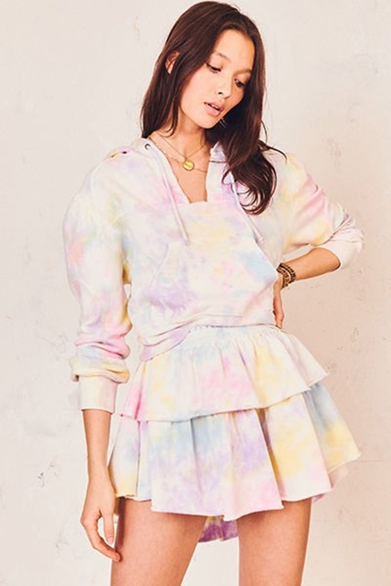 7 tie-dye κομμάτια που φέρνουν το καλοκαίρι από τώρα - εικόνα 5