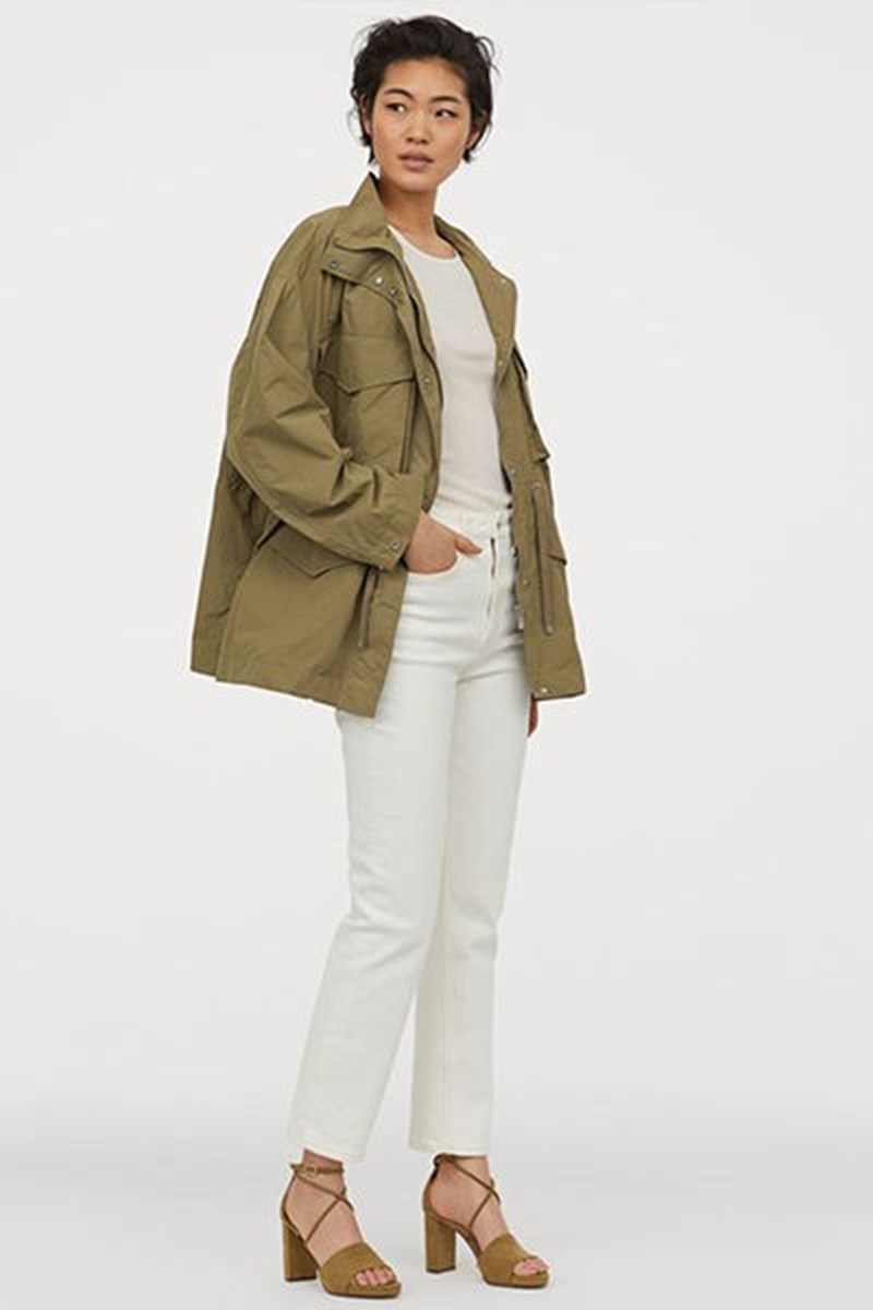 Το λευκό straight cut παντελόνι είναι αυτό που πρέπει να επιλέξεις τώρα (+12 τοπ επιλογές) - εικόνα 2