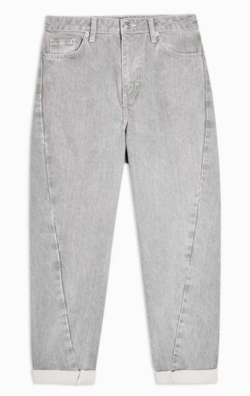 Δοκίμασε αυτά τα mom fit παντελόνια με την τέλεια εφαρμογή και θα μας ευγνωμονείς για χρόνια - εικόνα 9