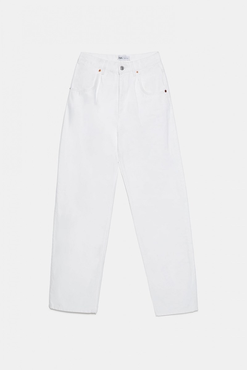 Φρεσκάδα, άποψη και μια δόση μινιμαλισμού: Με αυτό το χρώμα στην ντουλάπα σου τα έχεις όλα - εικόνα 12