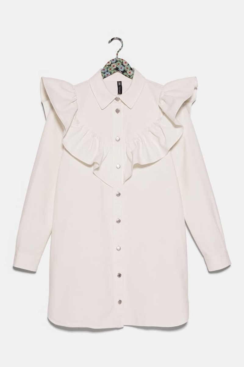 Λινά κοστούμια, polo tops και όλα όσα έχουν οι fashionistas στη ντουλάπα τους αυτή την περίοδο - εικόνα 16