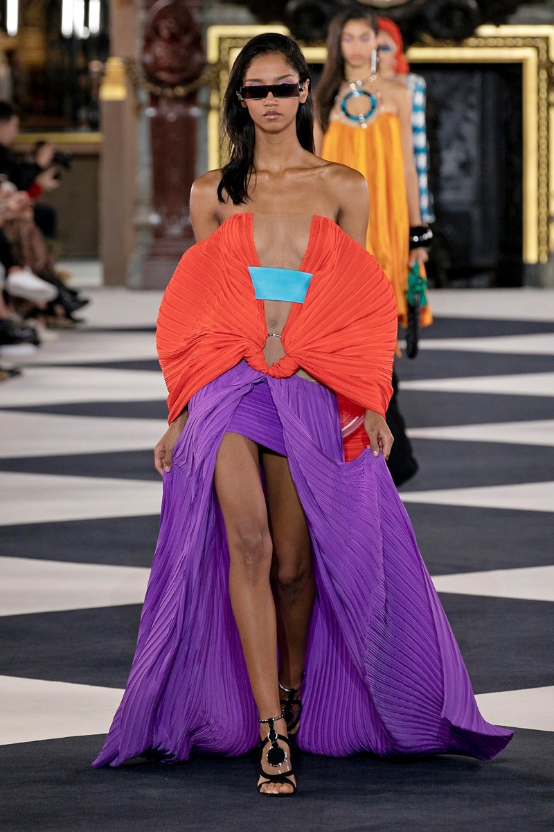 Η κακή ψυχολογία των ημερών απαιτεί να φορέσεις χρώμα - εικόνα 1