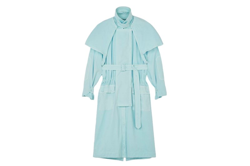 Λινά κοστούμια, polo tops και όλα όσα έχουν οι fashionistas στη ντουλάπα τους αυτή την περίοδο - εικόνα 14