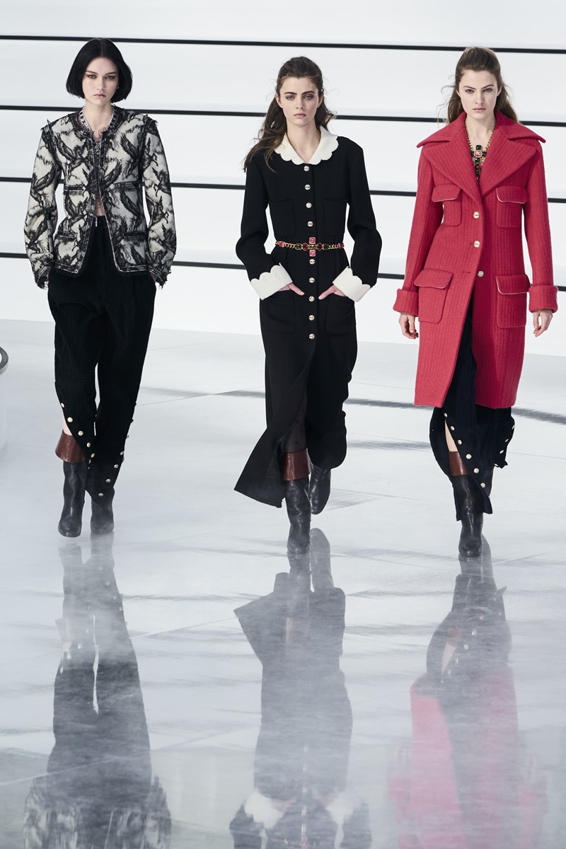 Ο οίκος Chanel κάνει ξανά τάση τις μπότες ιππασίας - εικόνα 2