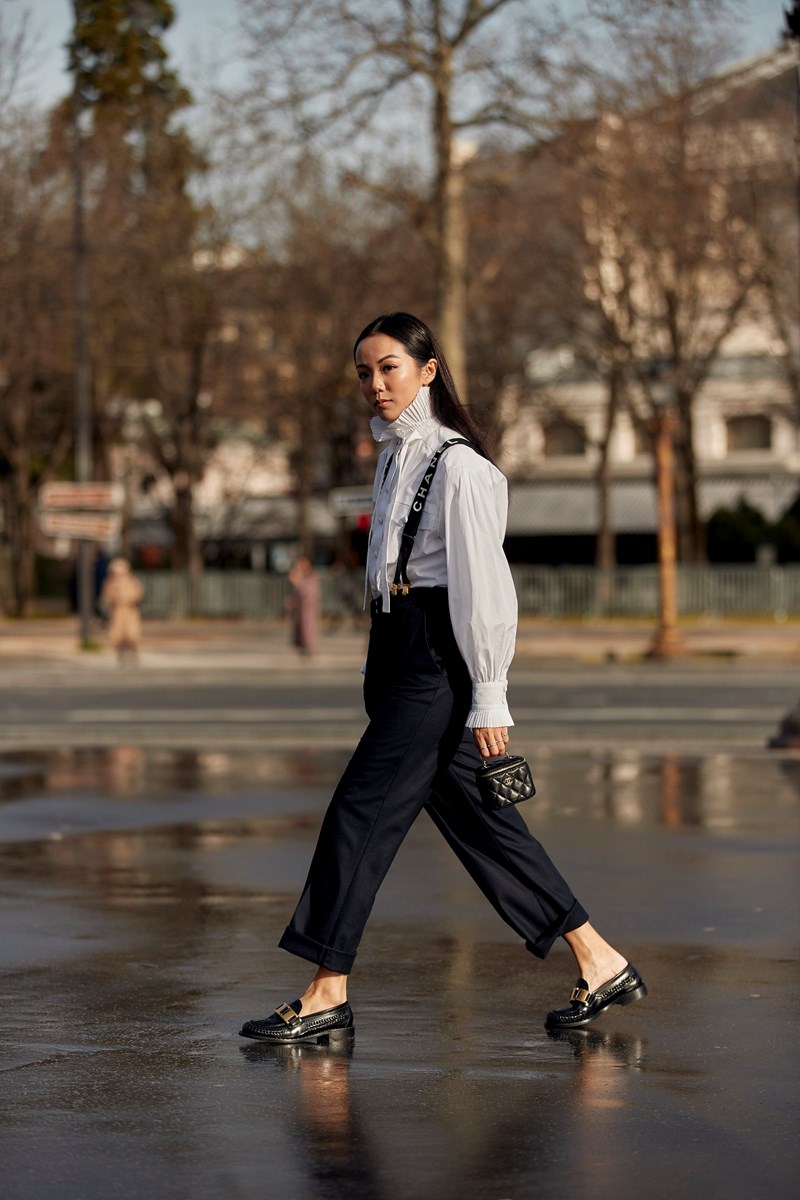 Τα μοναδικά παπούτσια που θα φοράς την άνοιξη είναι φλατ και...super stylish - εικόνα 1