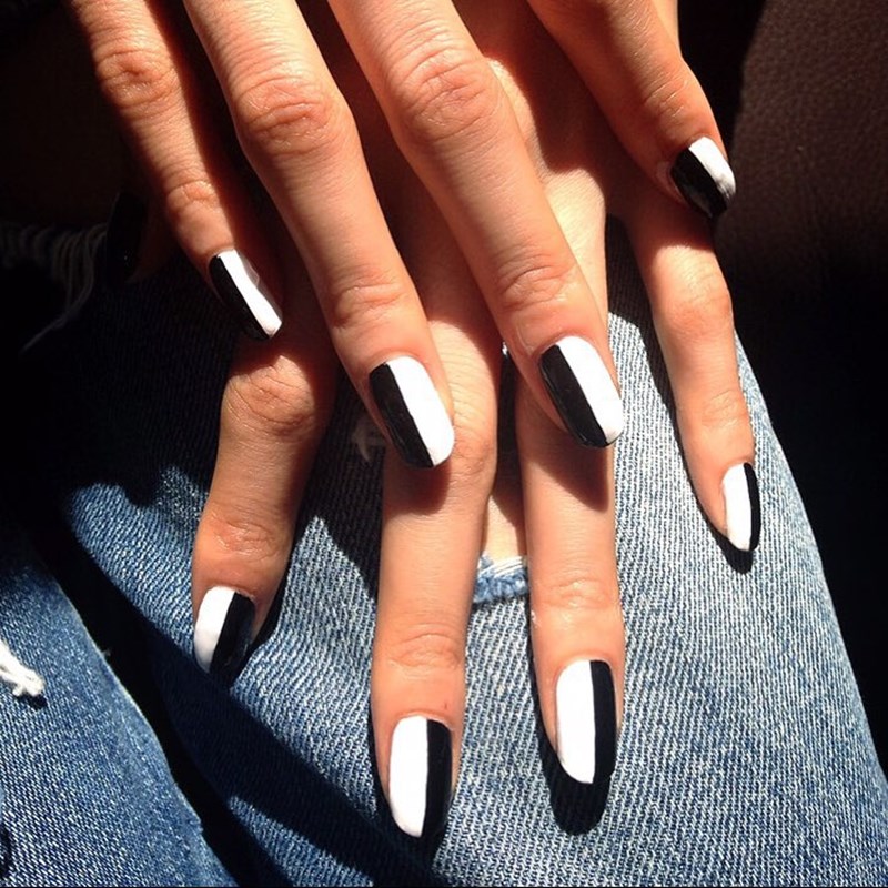 Nailspiration: 12+1  design που θα δοκιμάσουμε τώρα που έχουμε χρόνο - εικόνα 10