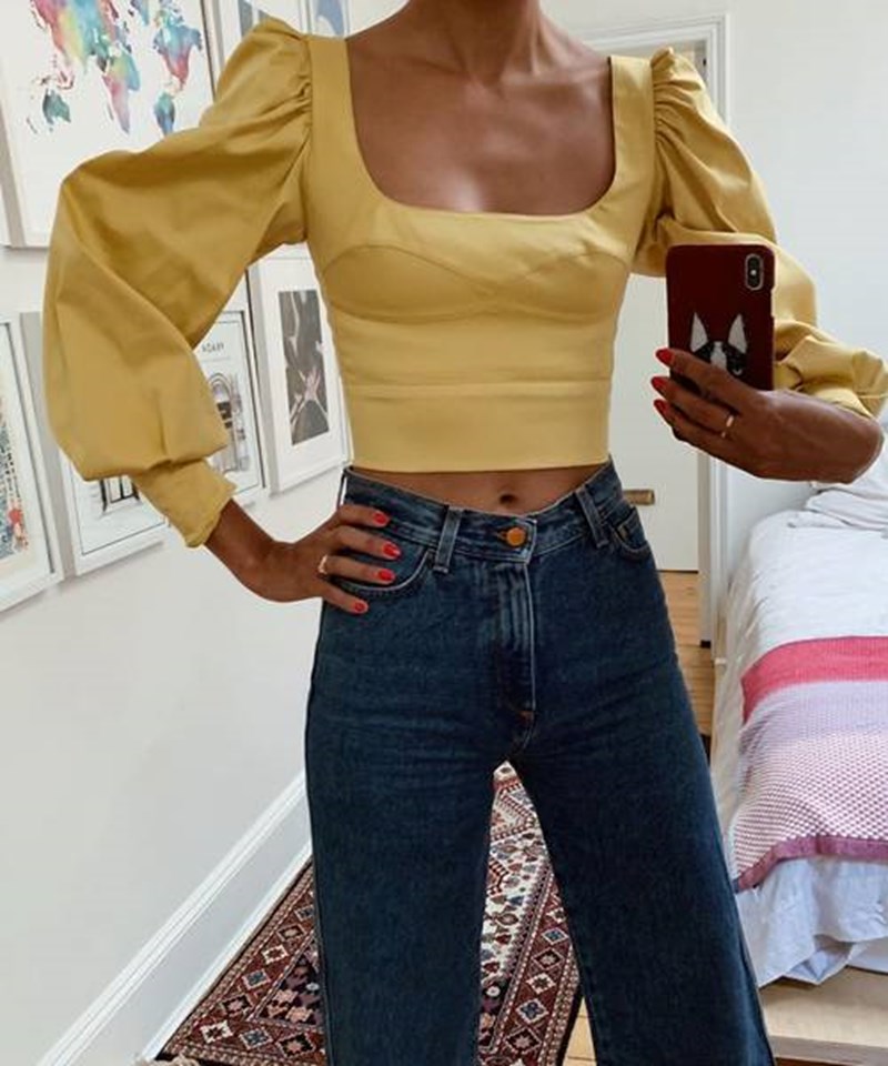 Φέτος θα ξεχωρίσουμε χάρη στα πιο ιδιαίτερα τοπ (θα τα φορέσεις και με denim) - εικόνα 1