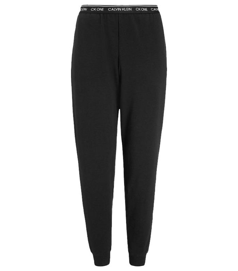 Τα 15 loungewear κομμάτια που πρέπει να υπάρχουν στα συρτάρια σου τώρα - εικόνα 3