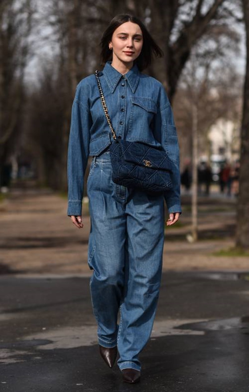 Double Denim: Έτσι θα αντιγράψεις το λουκ - εικόνα 1