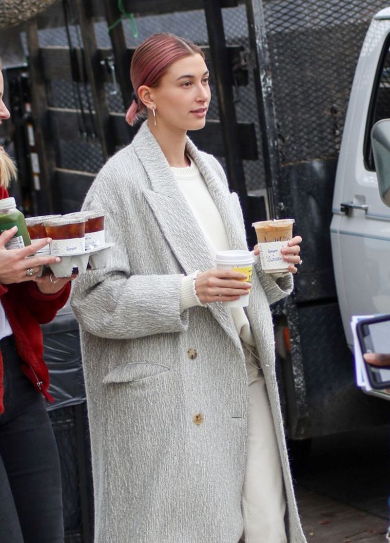 Όλες οι celebrities βάφουν τα μαλλιά τους rose gold. Εσύ; - εικόνα 7