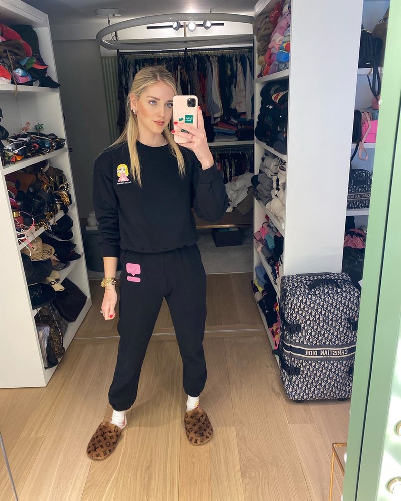 8 λουκ της Chiara Ferragni τώρα που μένει σπίτι - εικόνα 4