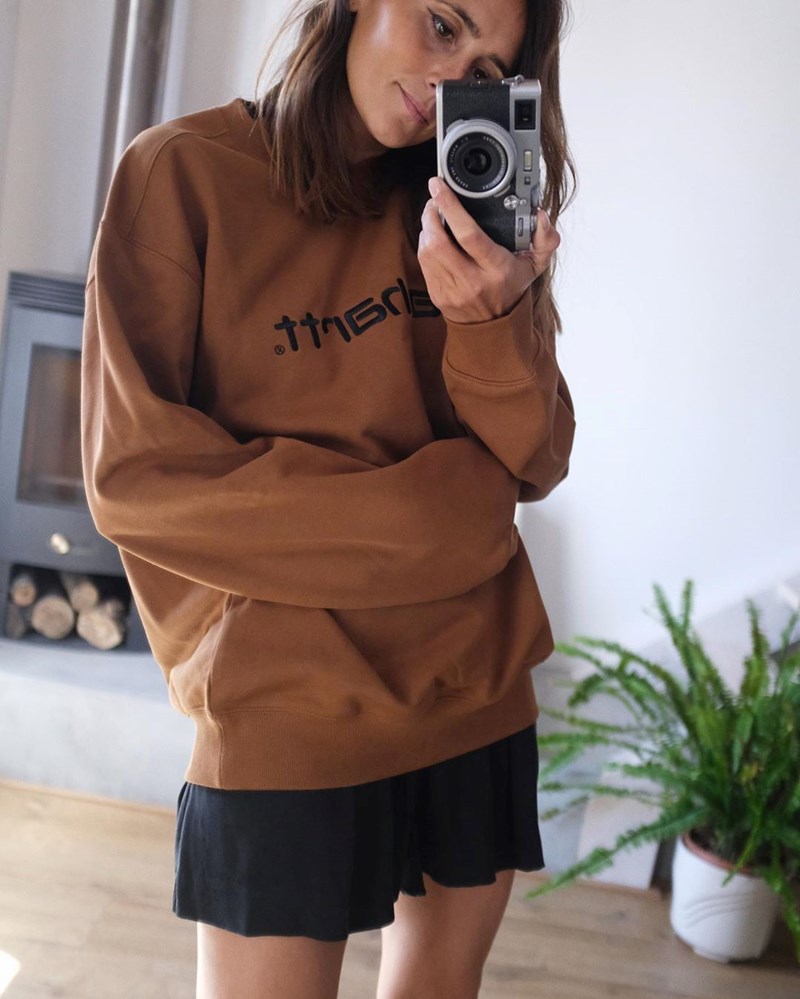 Comfort First: Τι φορούν στο σπίτι οι αγαπημένες σου influencer; - εικόνα 8