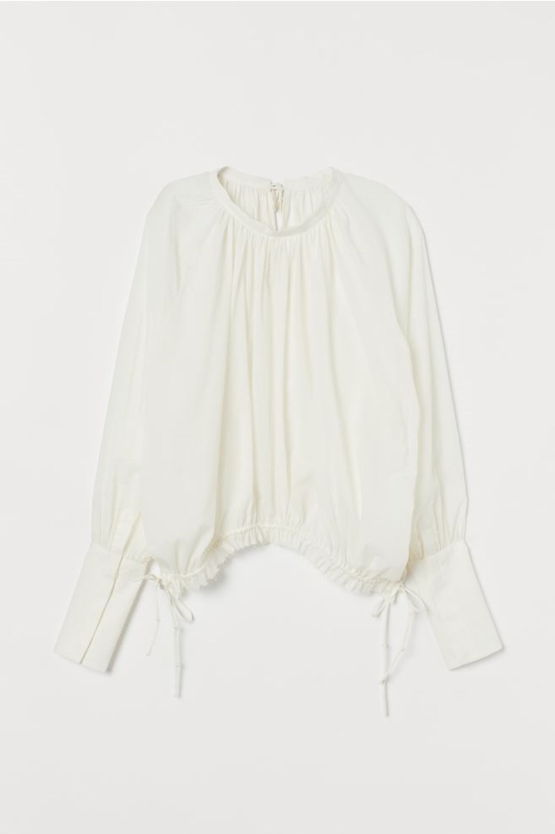 Φρεσκάδα, άποψη και μια δόση μινιμαλισμού: Με αυτό το χρώμα στην ντουλάπα σου τα έχεις όλα - εικόνα 8