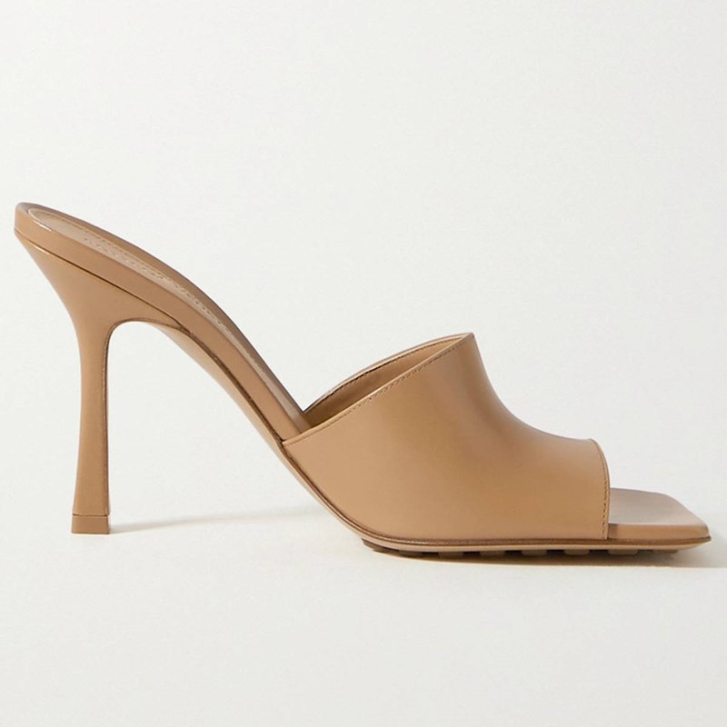 Τα σανδάλια που θα φορέσουμε αμέσως μόλις λήξει ο κατ' οίκον περιορισμός - εικόνα 8