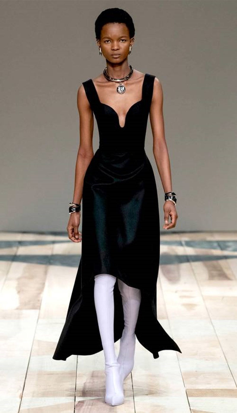 Trend Report: Οι 6 μεγαλύτερες τάσεις από την Paris Fashion Week - εικόνα 10