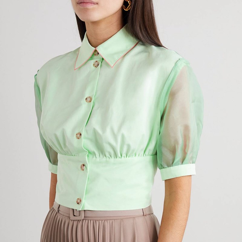 Φέτος θα ξεχωρίσουμε χάρη στα πιο ιδιαίτερα τοπ (θα τα φορέσεις και με denim) - εικόνα 3