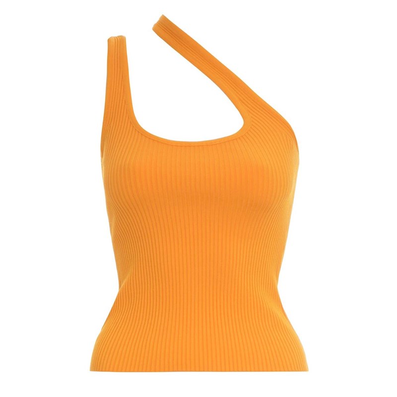 Φέτος θα ξεχωρίσουμε χάρη στα πιο ιδιαίτερα τοπ (θα τα φορέσεις και με denim) - εικόνα 8