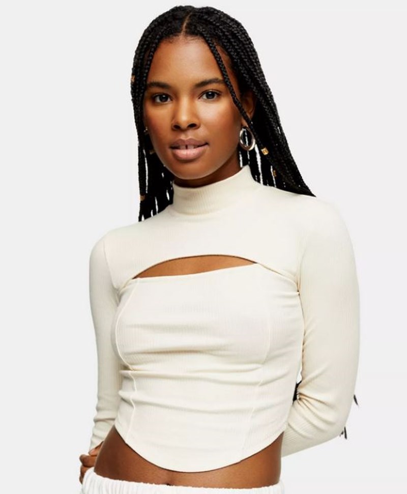 Φέτος όλες θα επιλέξουν αυτή τη σέξυ λεπτομέρεια στο στυλ τους - εικόνα 3