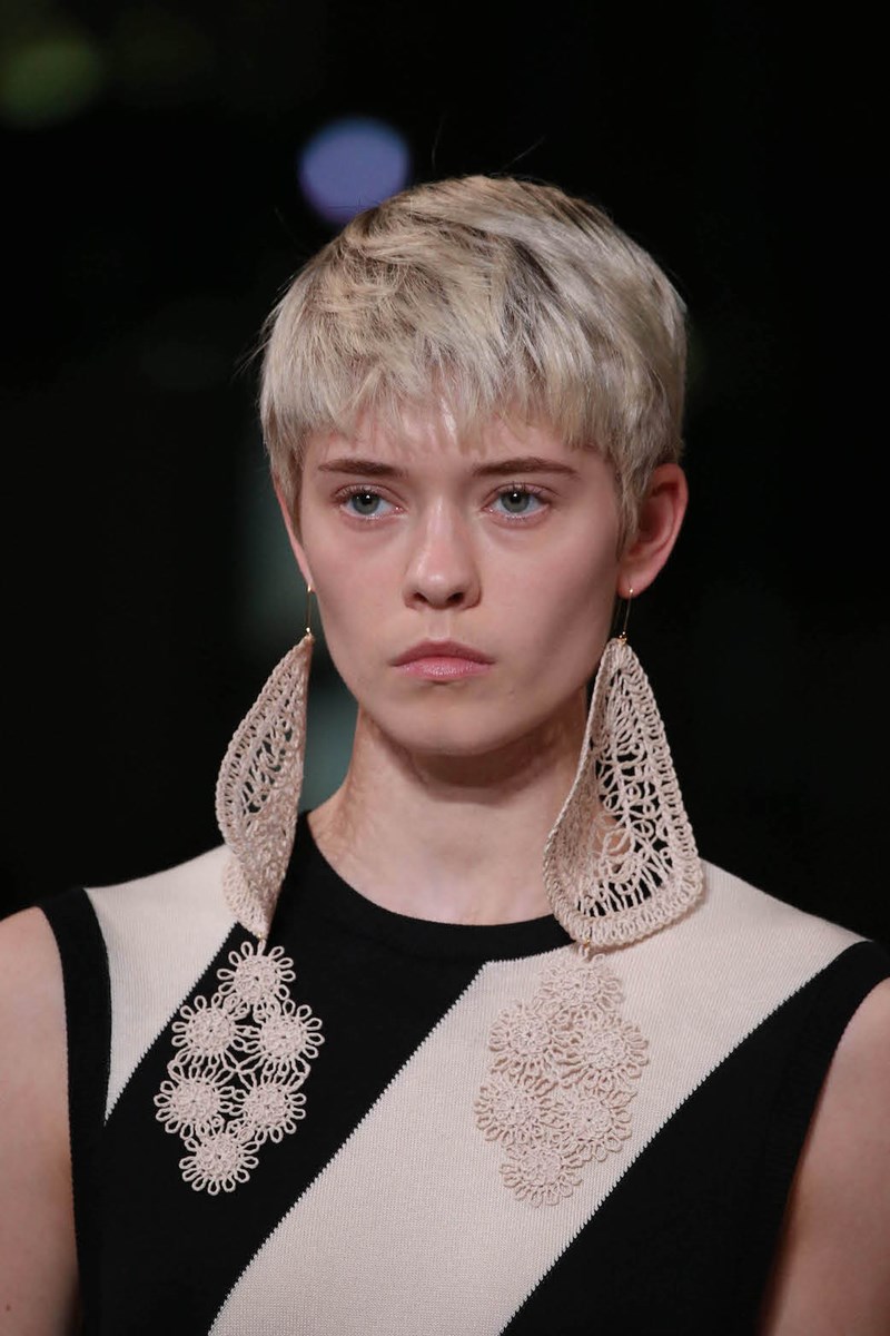 3 hot τάσεις στα αξεσουάρ από το ντεφιλέ της Stella McCartney - εικόνα 3