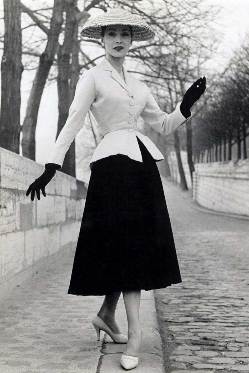 1949: Δείτε το σπάνιο ντοκιμαντέρ για τον Christian Dior μέσα από το θρυλικό ατελιέ του - εικόνα 1