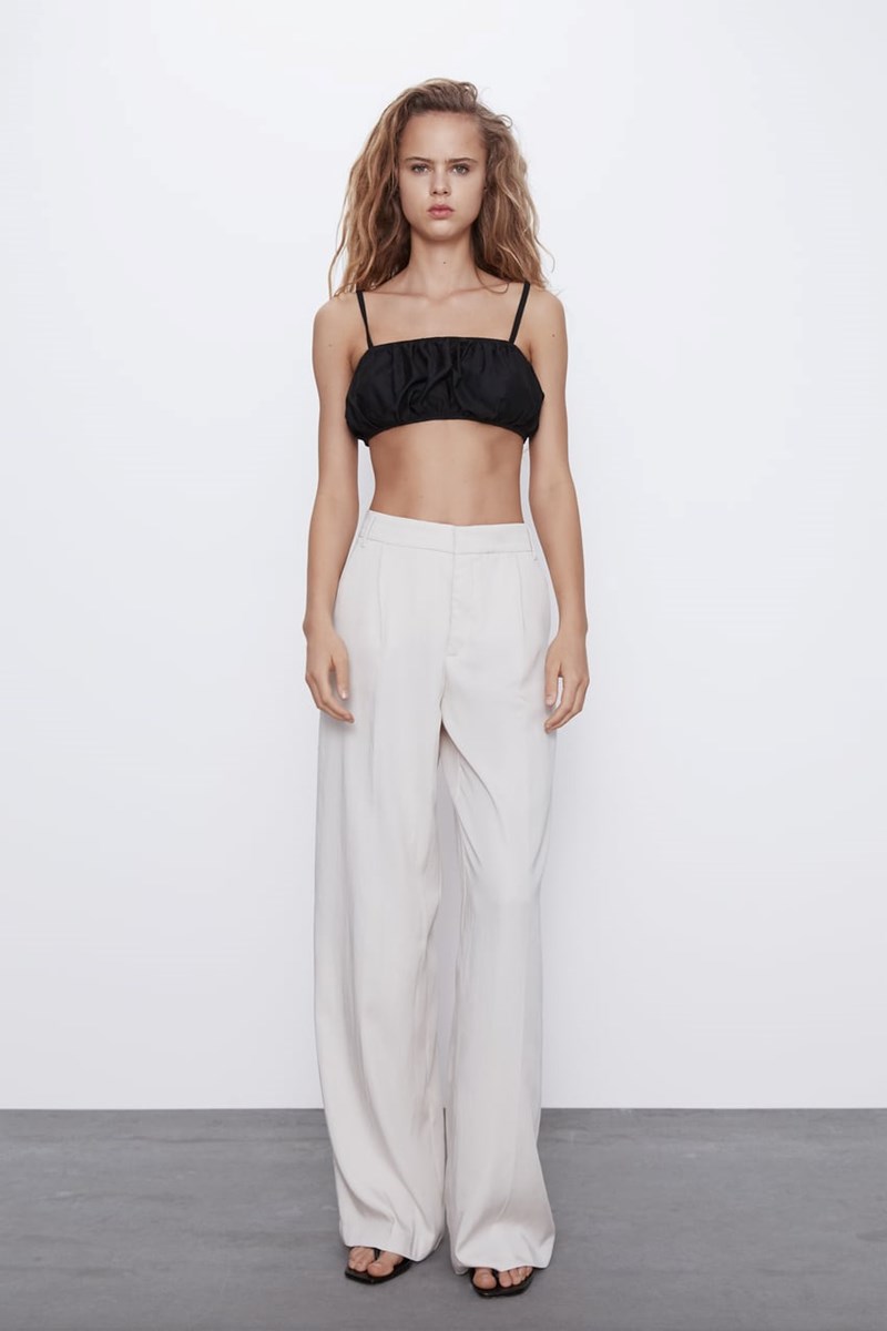 Zara, Mango, H&M, Marks & Spencer, Bershka: 15 low-budget κομμάτια που μόλις μπήκαν στο καλάθι μας - εικόνα 12